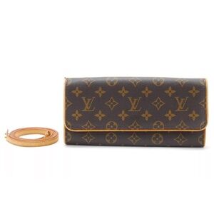 Authentic✨Louis Vuitton Brown Monogram Clutch